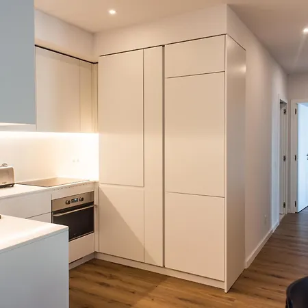 The Haus - Santa Barbara Ii