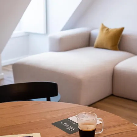 The Haus - Santa Barbara Ii * Lisboa