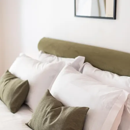 The Haus - Santa Barbara Ii